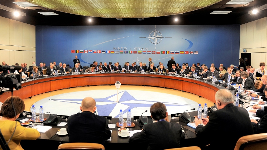 Đằng sau câu chuyện NATO từ chối nhận Liên Xô vào liên minh